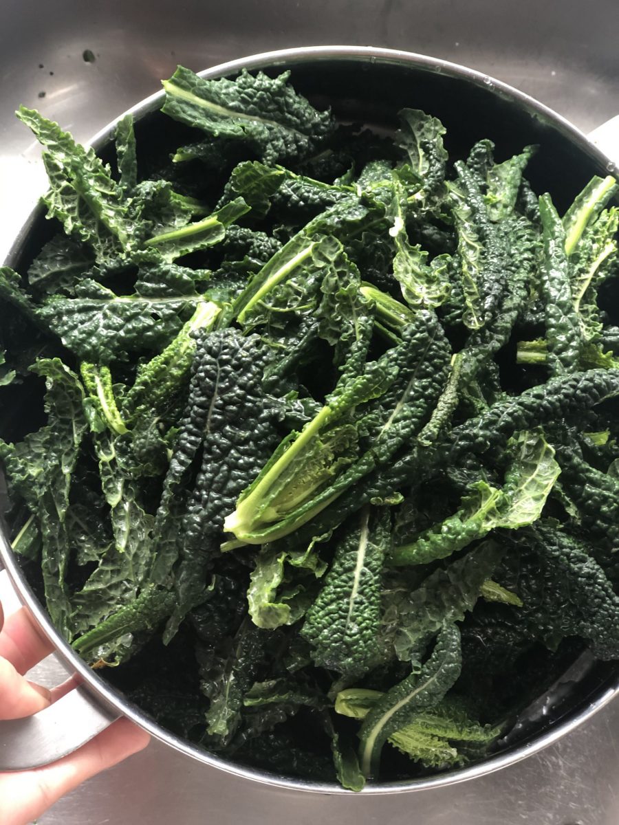 Tagliolini with black kale